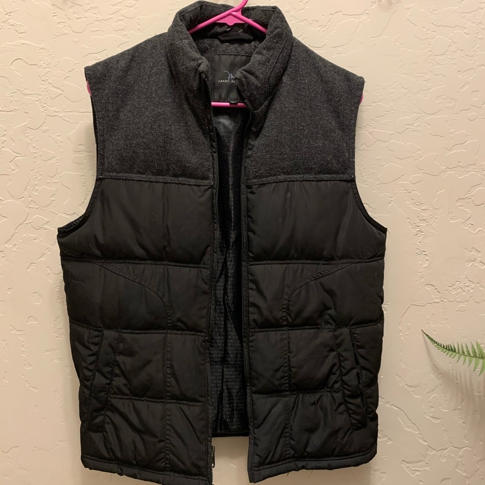 Black vest (Marc Anthony) small